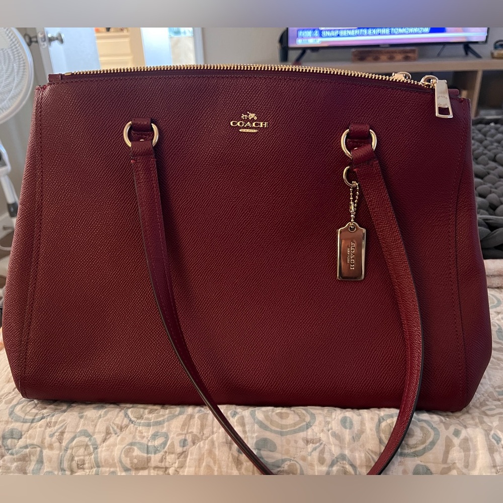Coach Stanton Carryall in Bordeaux Red. Excellent condition!